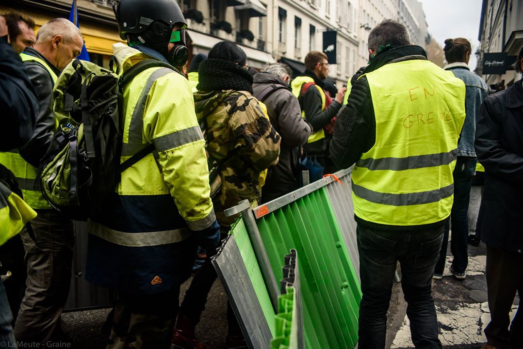 Gilets Jaunes Paris 24 Novembre Un Très Bon Reportage