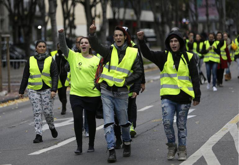 Femmes Gilets Jaunes Mobilisons Nous Ricochets Journal