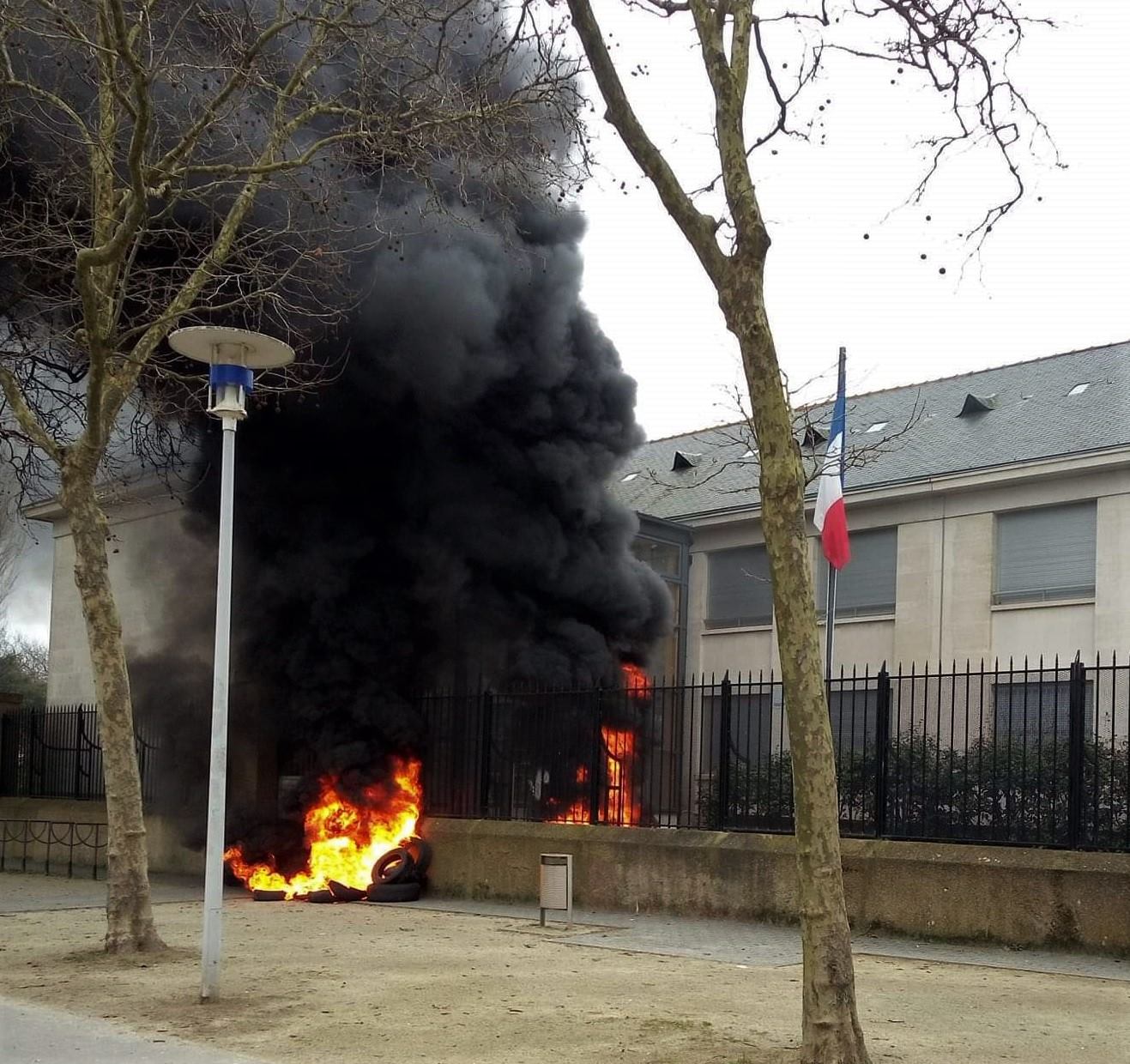 Manifestations Gilets Jaunes 5 Janvier à Nantes Et St