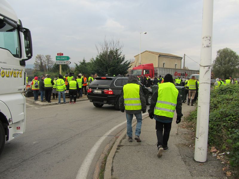 Drôme Loriol Et Livron Fortes Mobilisations Et Blocages